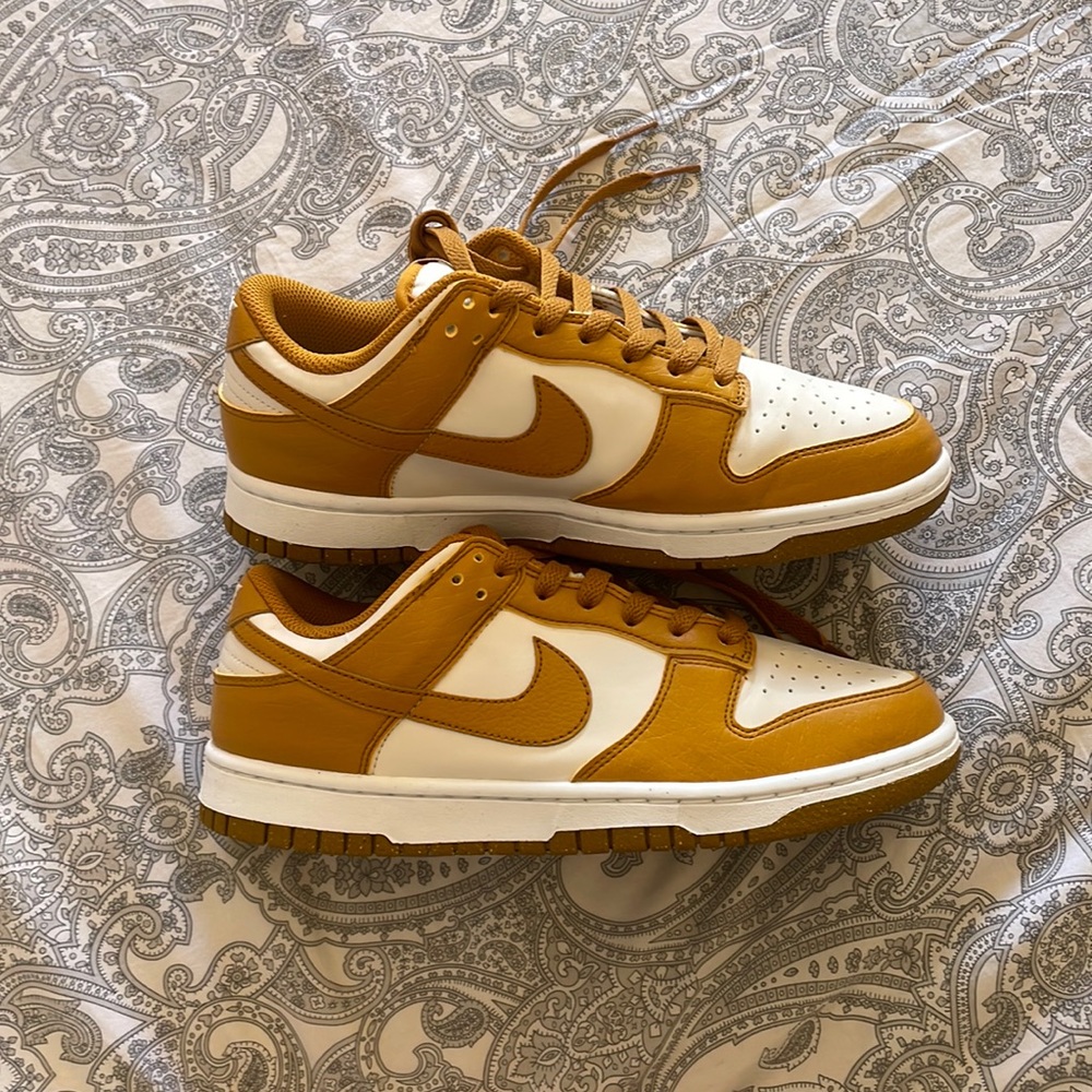 Women’s Nike dunk